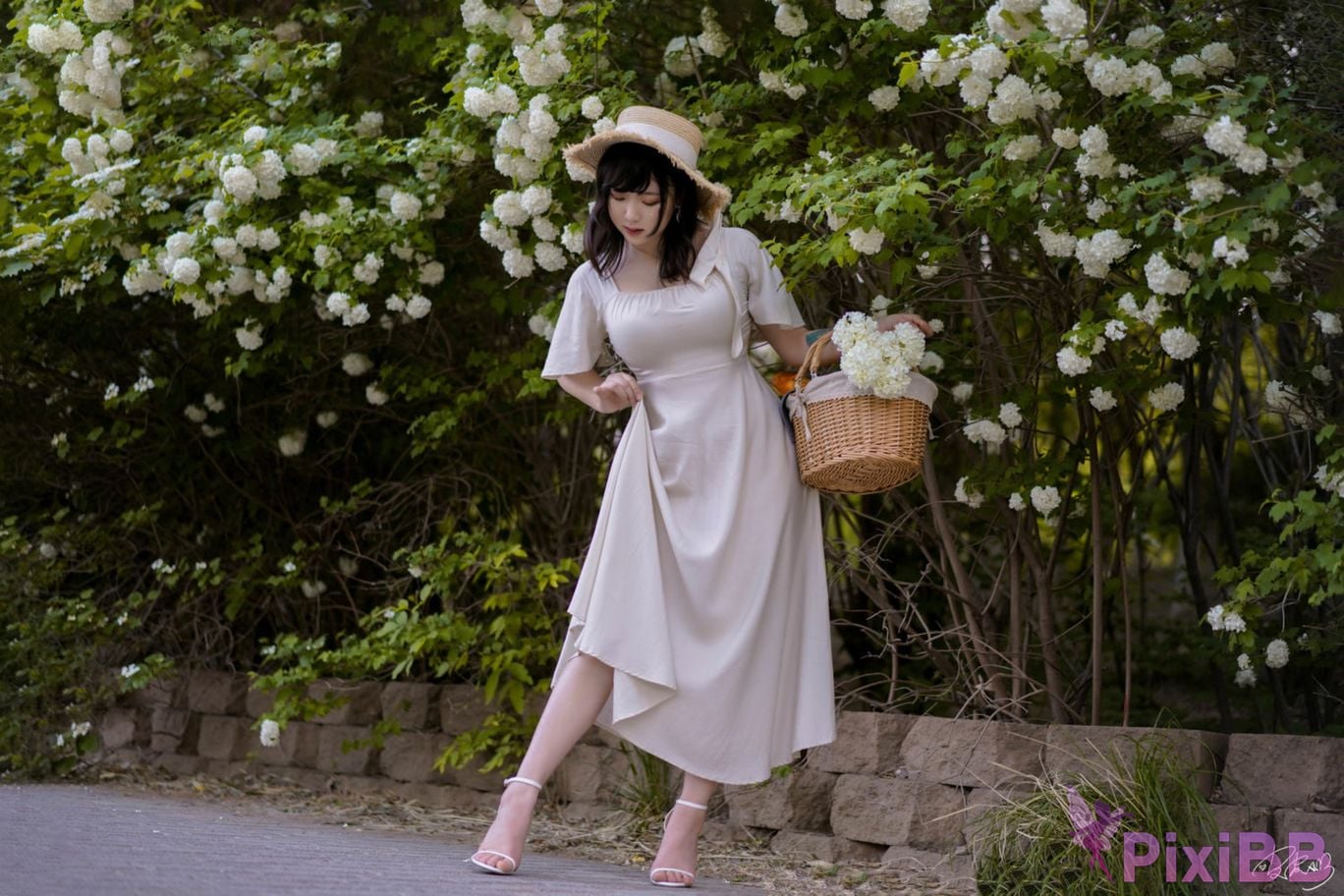 Cosplayer Pipi Nai is so cute hydrangeas PixiBB.COM 018