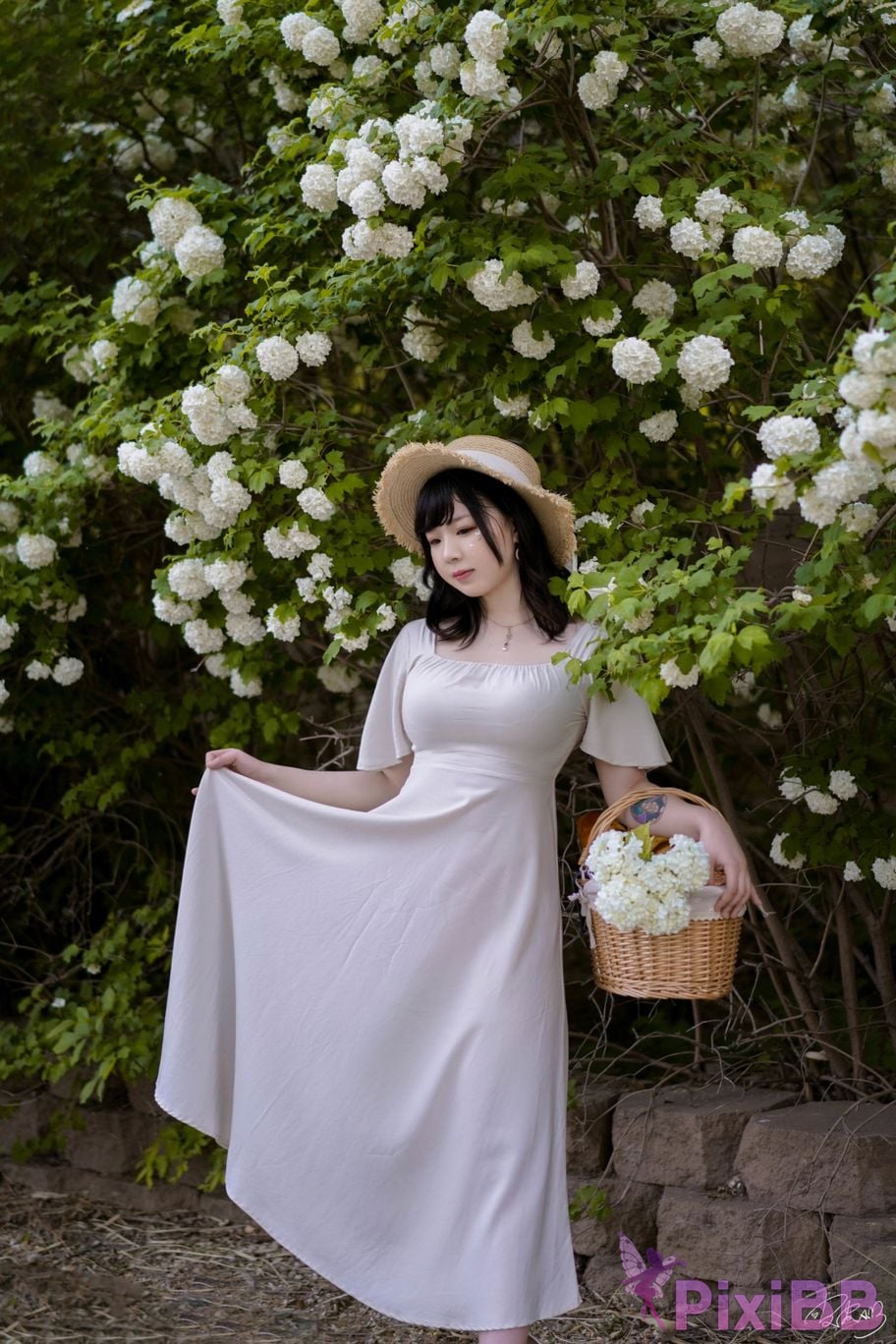 Cosplayer Pipi Nai is so cute hydrangeas PixiBB.COM 019