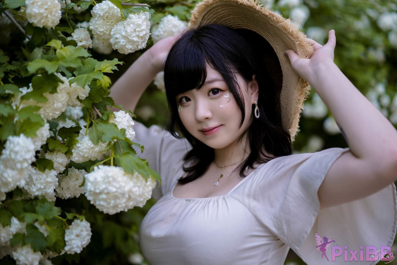 Cosplayer Pipi Nai is so cute hydrangeas PixiBB.COM 028