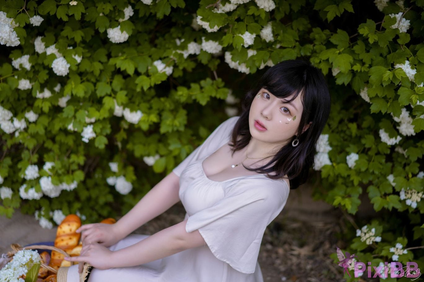 Cosplayer Pipi Nai is so cute hydrangeas PixiBB.COM 035