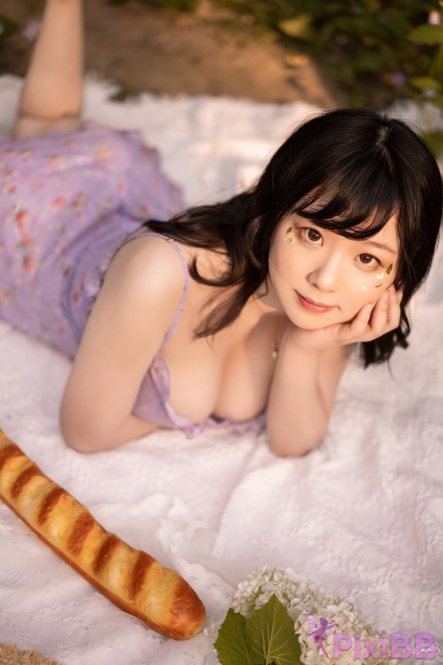 Cosplayer Pipi Nai is so cute Have a picnic PixiBB.COM 005