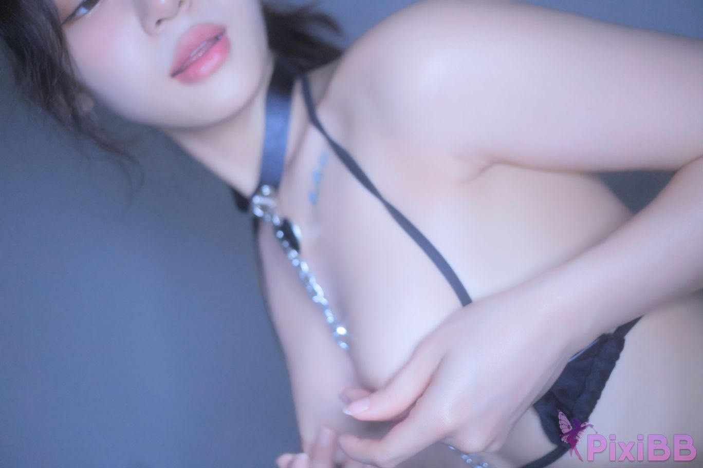 Yeha Your Majesty First Touch PixiBB.COM 071