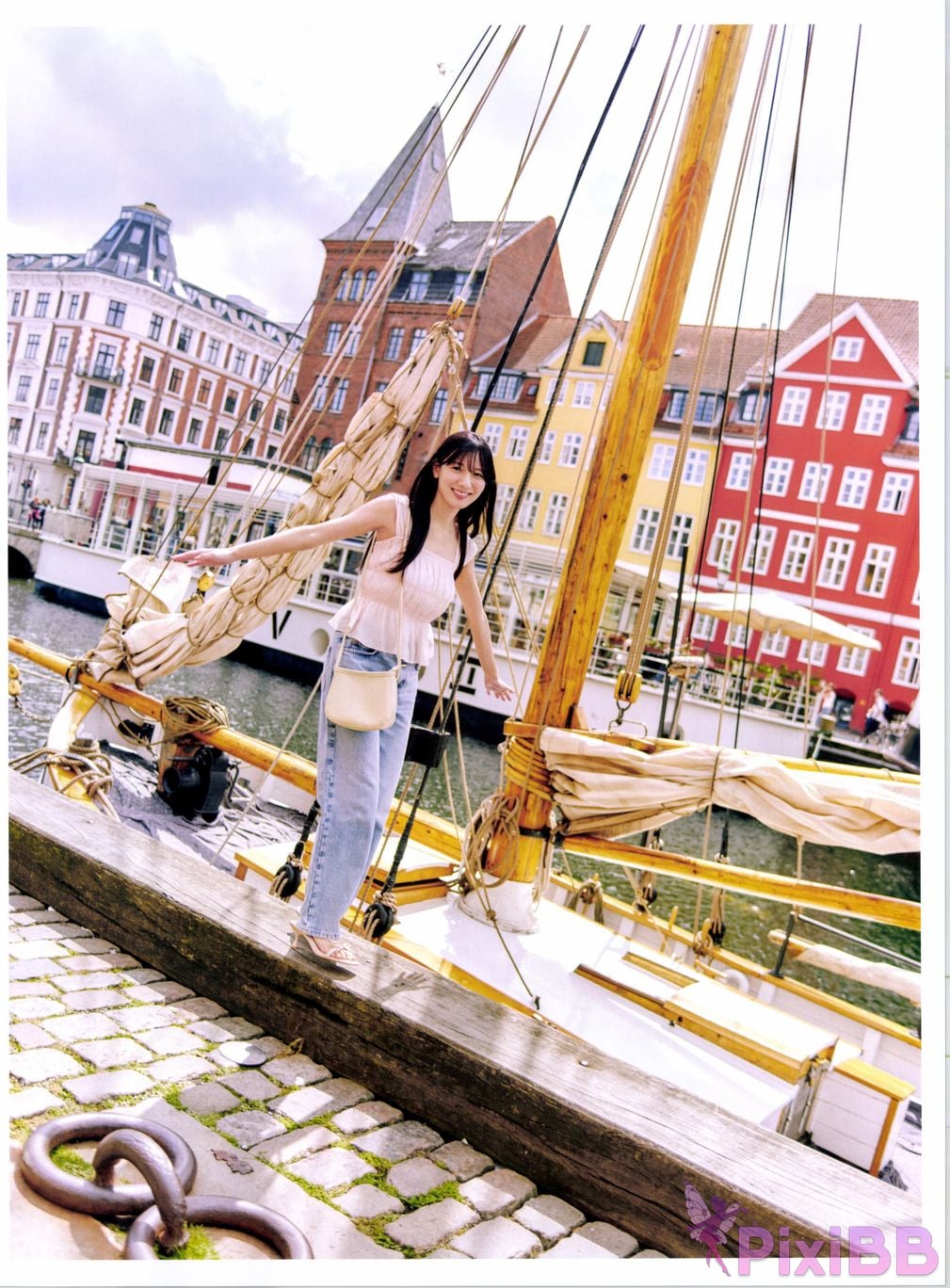 Japanese Idol Hina Kawata He Tian Yang Cai 2nd photo collection take off PixiBB.COM 033