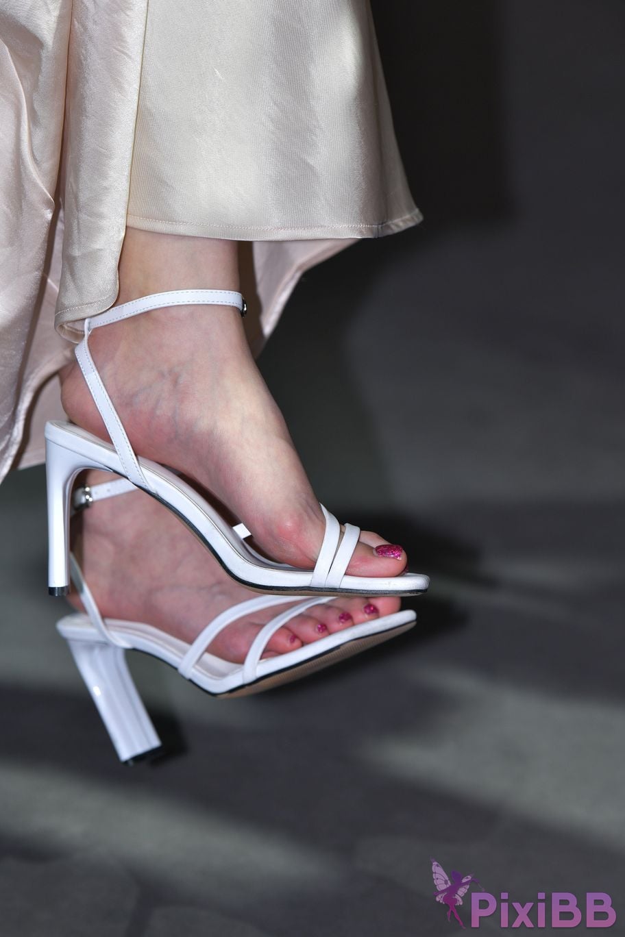 Featured Street Photography Works No.5389 Silk long skirt Zhou Zhoujiang PixiBB.COM 027