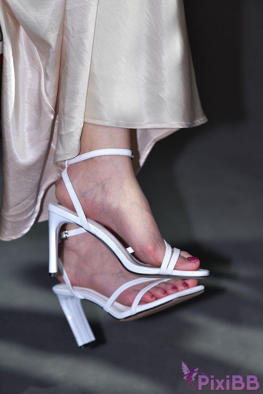 Featured Street Photography Works No.5389 Silk long skirt Zhou Zhoujiang PixiBB.COM 028