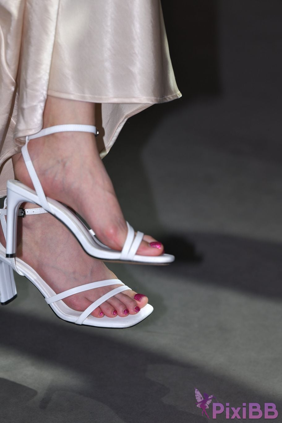 Featured Street Photography Works No.5389 Silk long skirt Zhou Zhoujiang PixiBB.COM 031