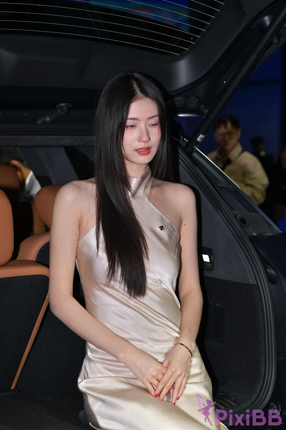 Featured Street Photography Works No.5389 Silk long skirt Zhou Zhoujiang PixiBB.COM 052