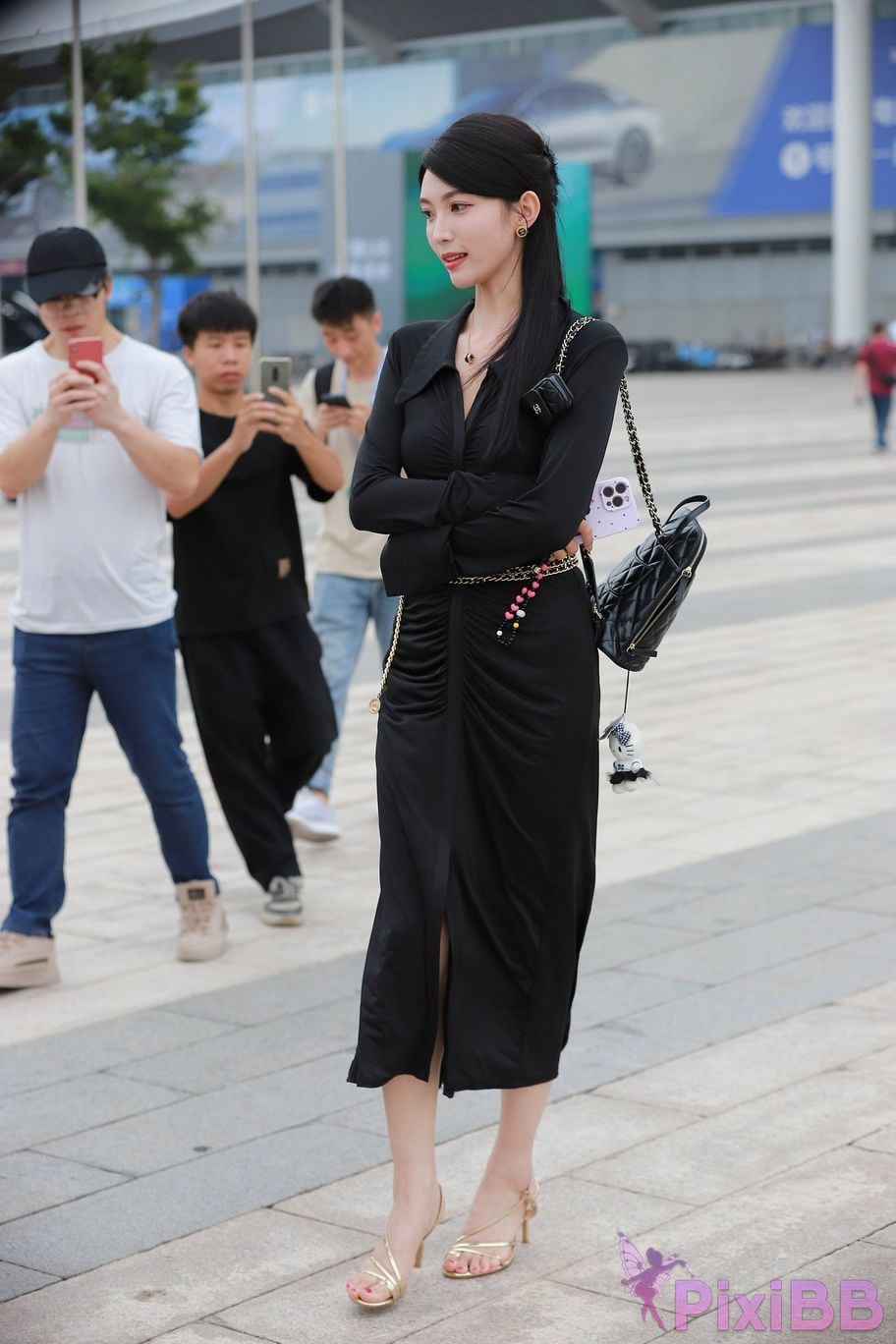 Featured Street Photography Works No.5386 black long skirt PixiBB.COM 028