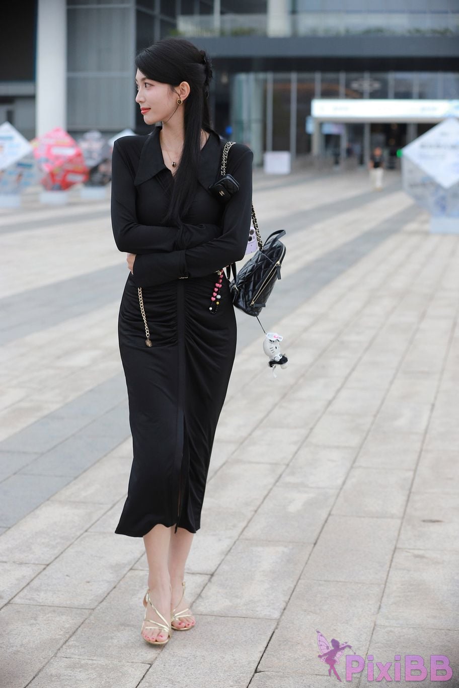 Featured Street Photography Works No.5386 black long skirt PixiBB.COM 034