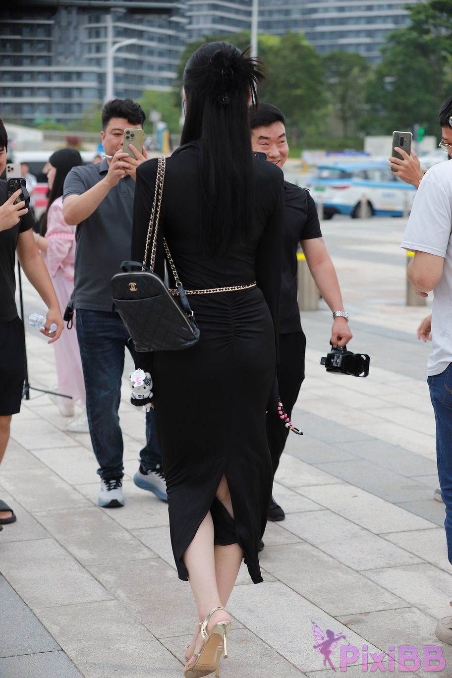 Featured Street Photography Works No.5386 black long skirt PixiBB.COM 071