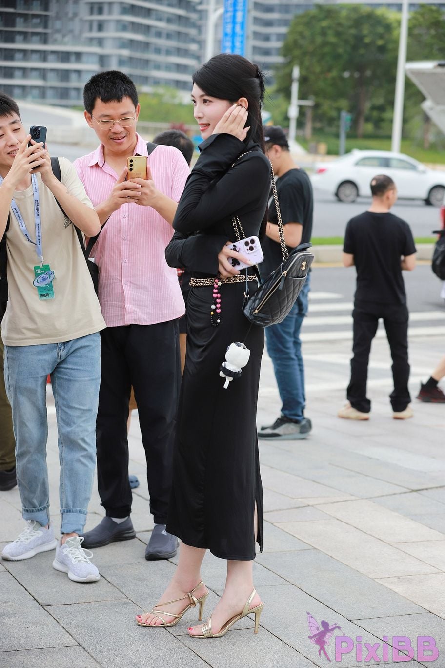 Featured Street Photography Works No.5386 black long skirt PixiBB.COM 093