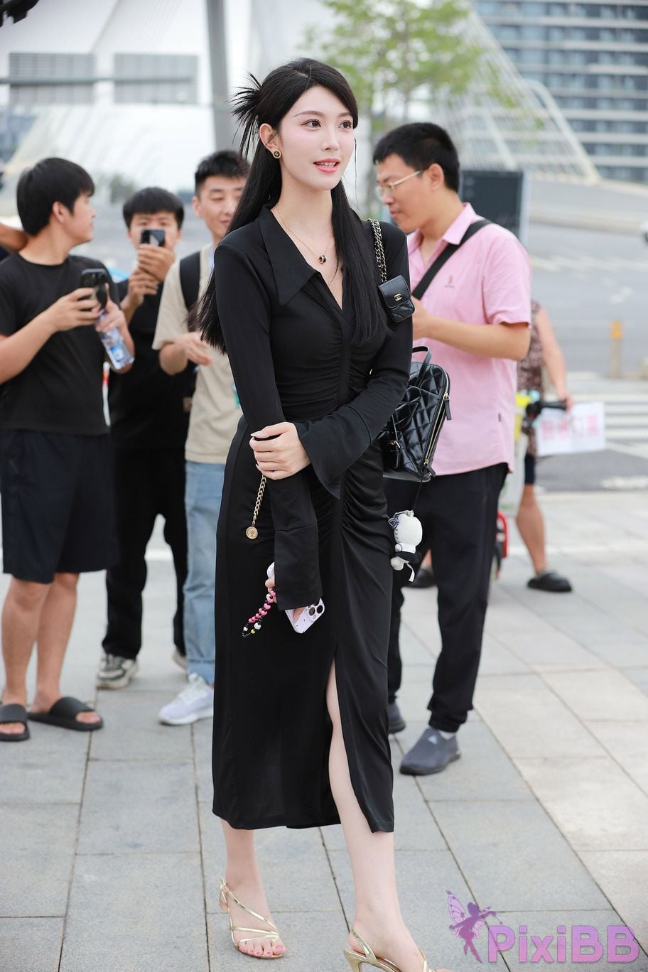 Featured Street Photography Works No.5386 black long skirt PixiBB.COM 105