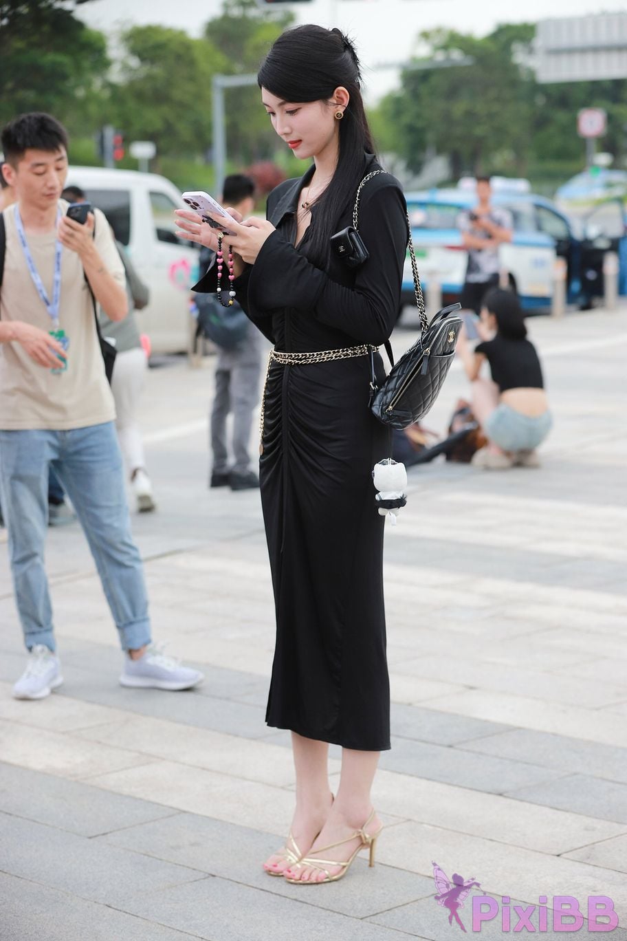 Featured Street Photography Works No.5386 black long skirt PixiBB.COM 112