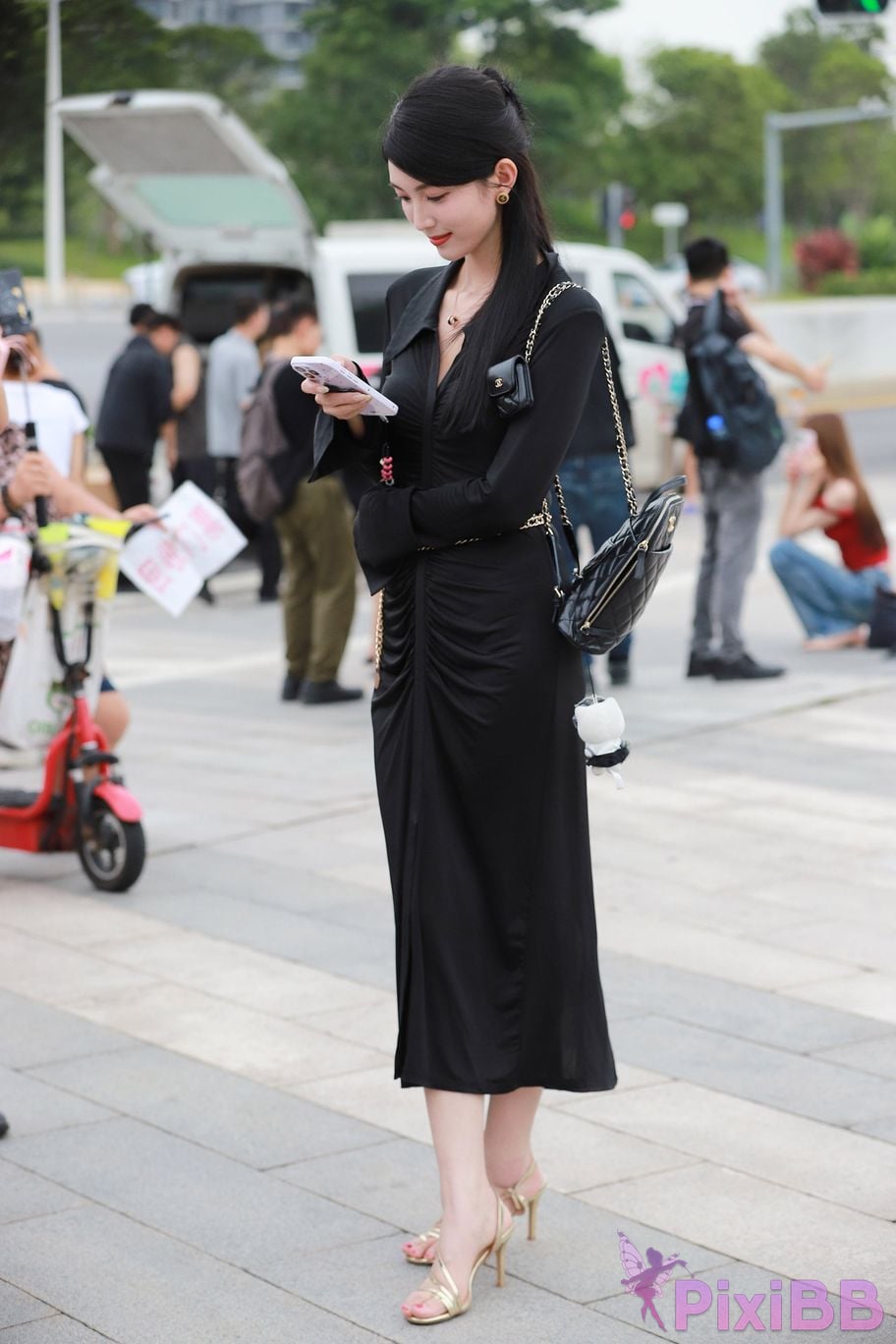 Featured Street Photography Works No.5386 black long skirt PixiBB.COM 121