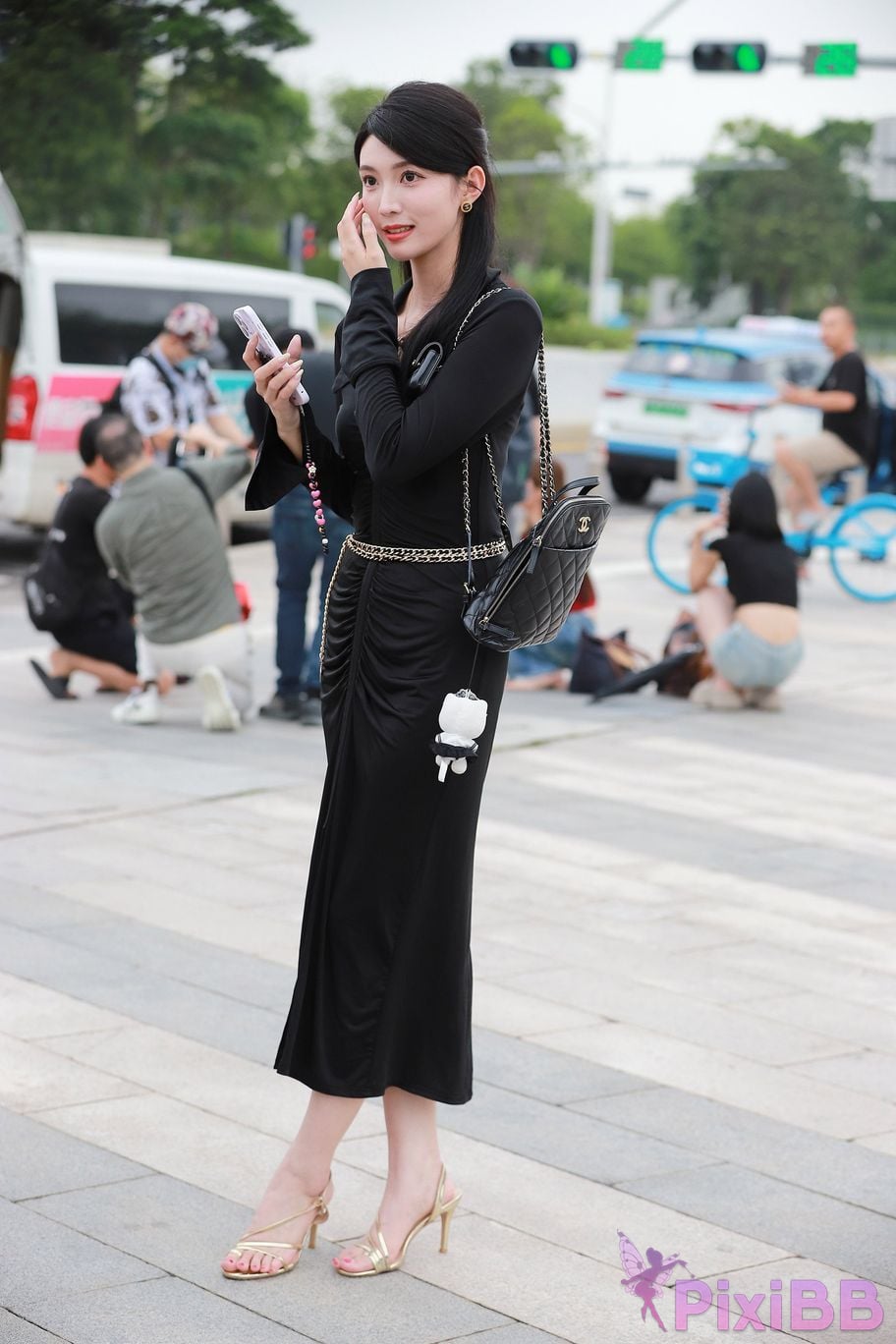 Featured Street Photography Works No.5386 black long skirt PixiBB.COM 131