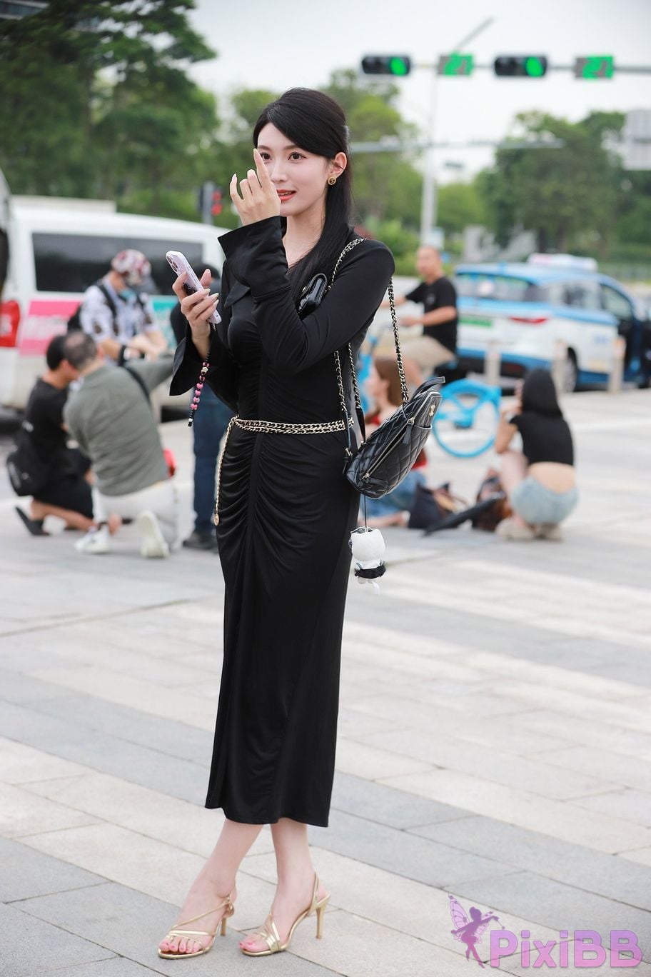 Featured Street Photography Works No.5386 black long skirt PixiBB.COM 134