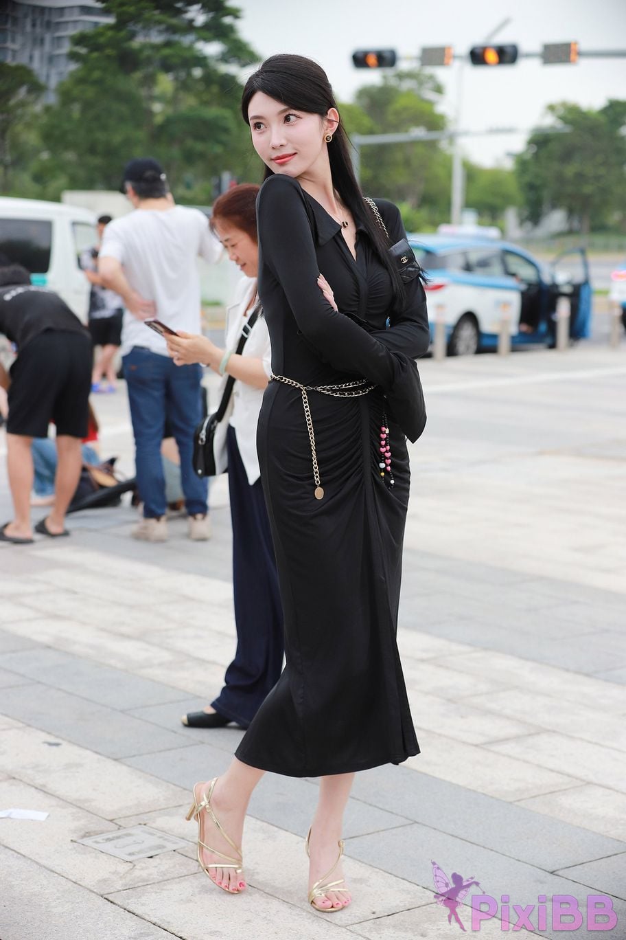 Featured Street Photography Works No.5386 black long skirt PixiBB.COM 143