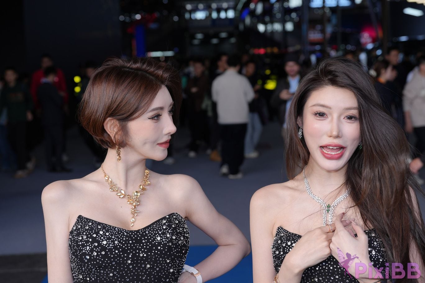 Featured Street Photography Works No.5385 Little Meow Dabao PixiBB.COM 025