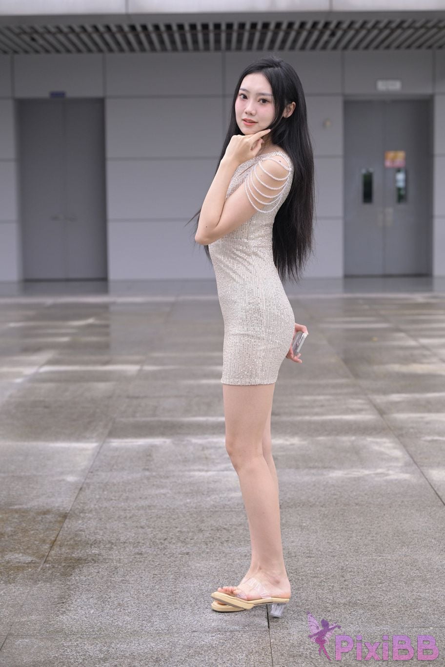 Featured Street Photography Works No.5382 Innocent girl 2 PixiBB.COM 025