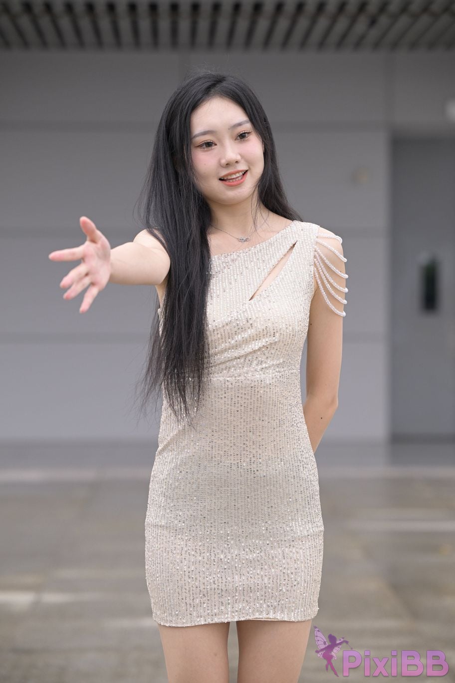 Featured Street Photography Works No.5382 Innocent girl 2 PixiBB.COM 039