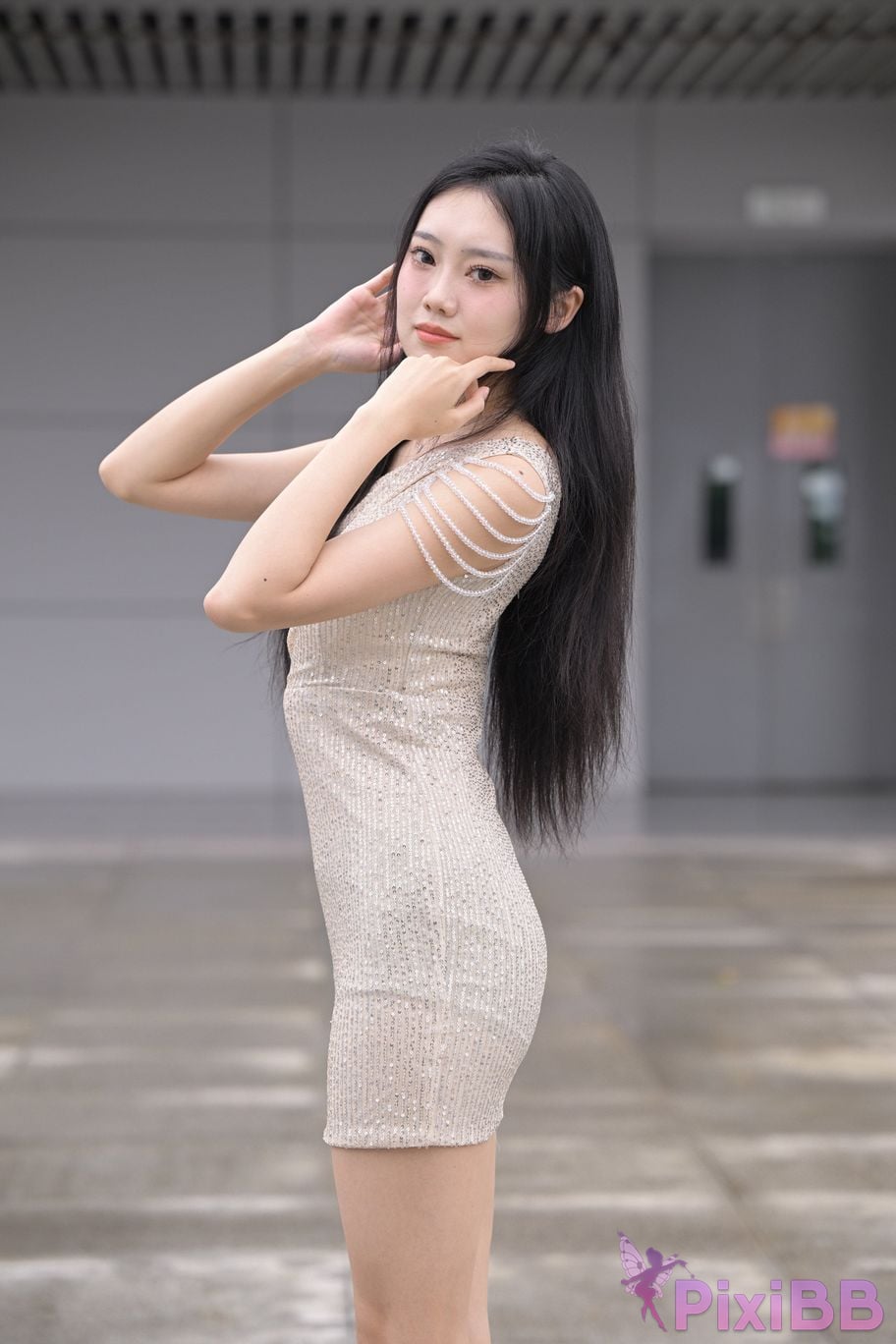 Featured Street Photography Works No.5382 Innocent girl 2 PixiBB.COM 050