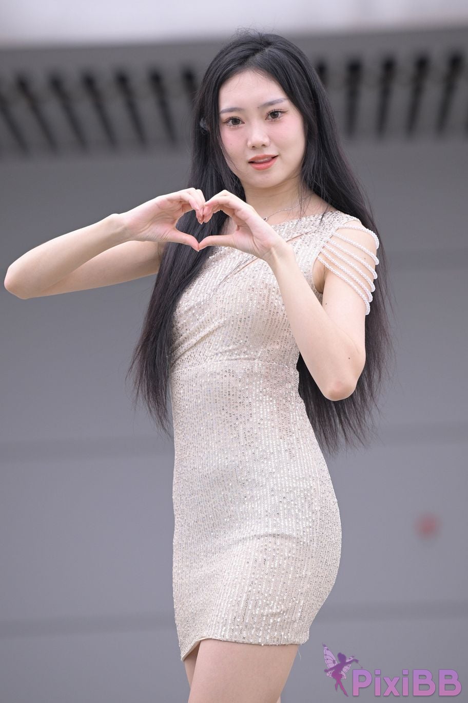 Featured Street Photography Works No.5382 Innocent girl 2 PixiBB.COM 066