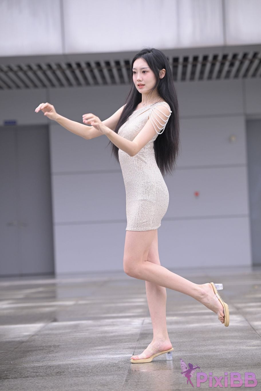 Featured Street Photography Works No.5382 Innocent girl 2 PixiBB.COM 079