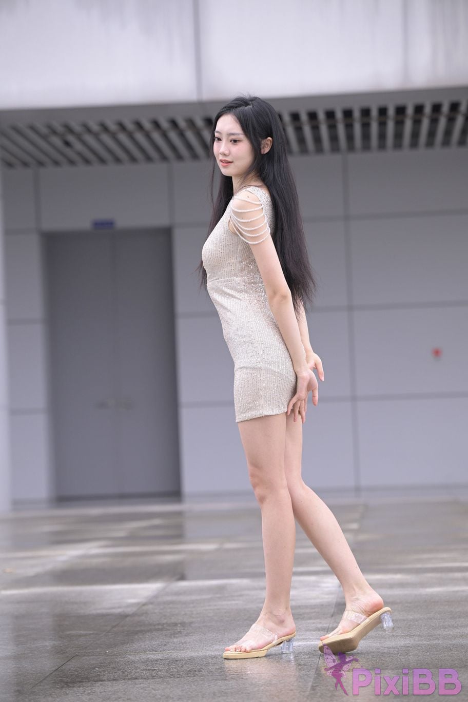 Featured Street Photography Works No.5382 Innocent girl 2 PixiBB.COM 082