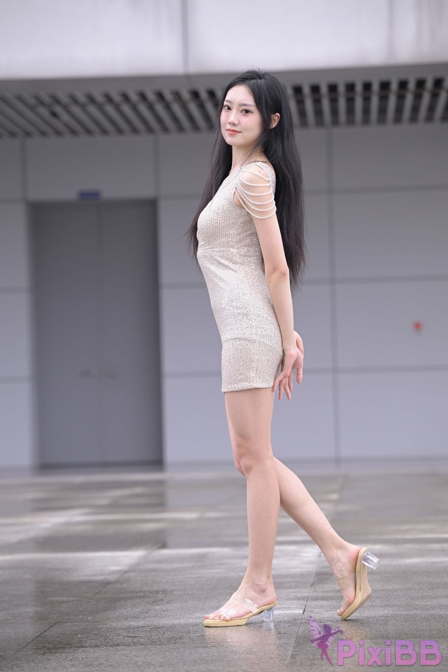 Featured Street Photography Works No.5382 Innocent girl 2 PixiBB.COM 085