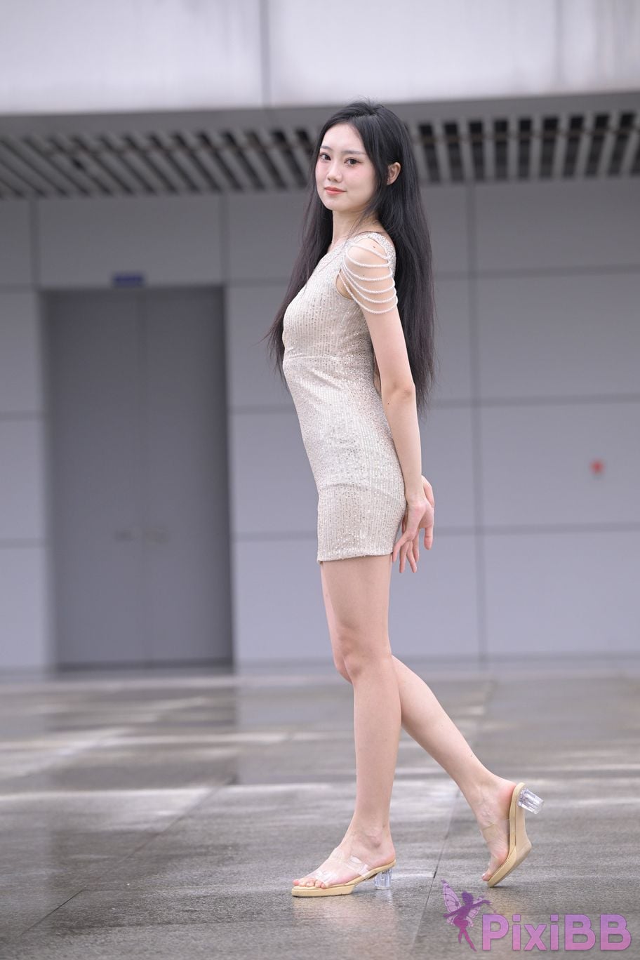 Featured Street Photography Works No.5382 Innocent girl 2 PixiBB.COM 086