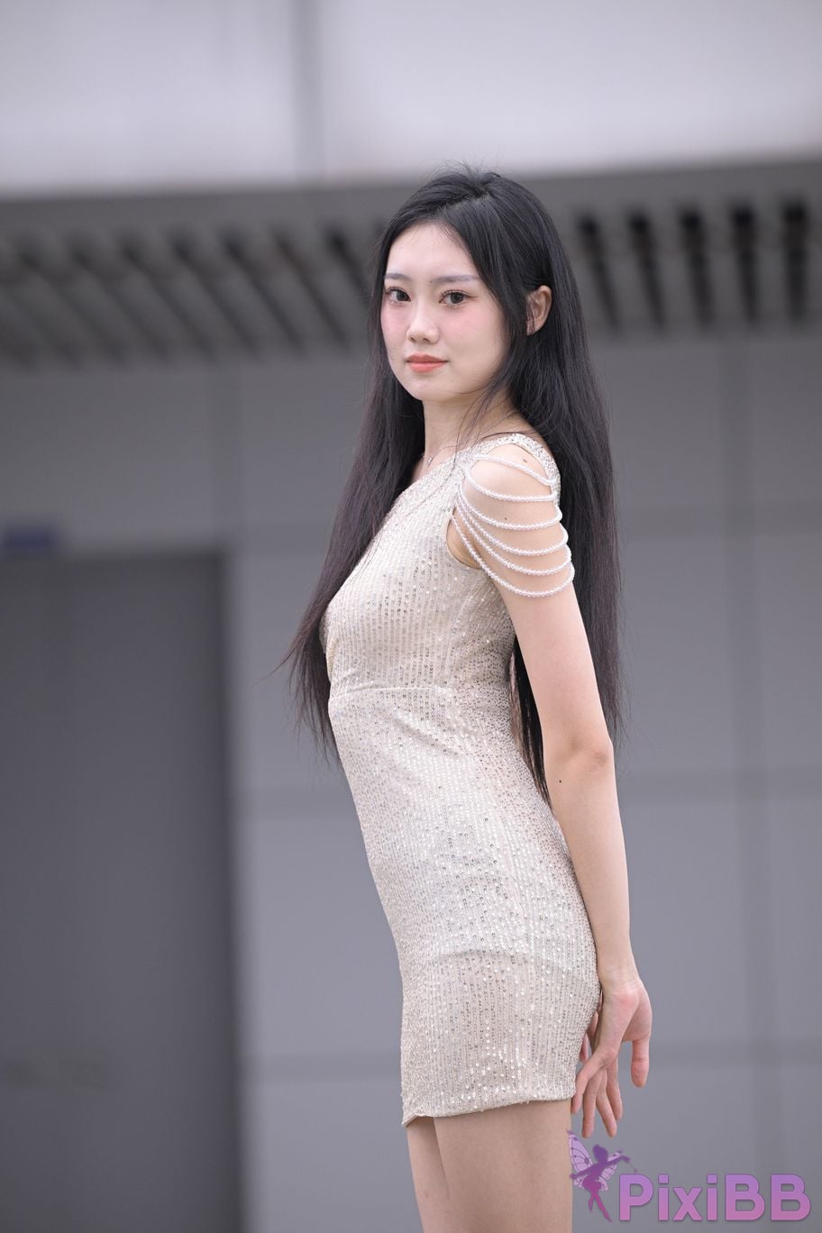 Featured Street Photography Works No.5382 Innocent girl 2 PixiBB.COM 089