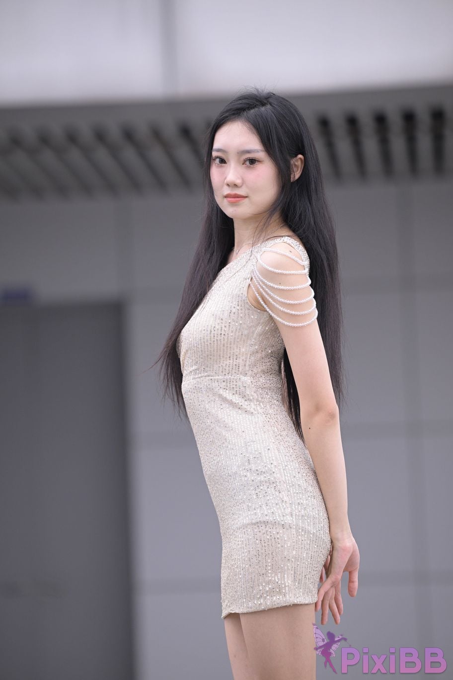 Featured Street Photography Works No.5382 Innocent girl 2 PixiBB.COM 090