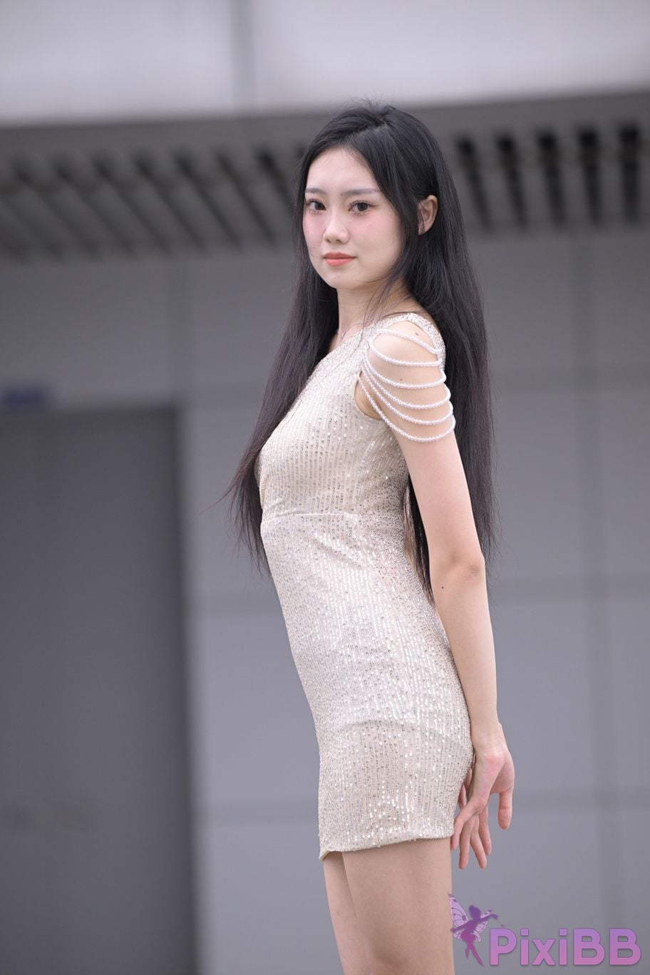 Featured Street Photography Works No.5382 Innocent girl 2 PixiBB.COM 092