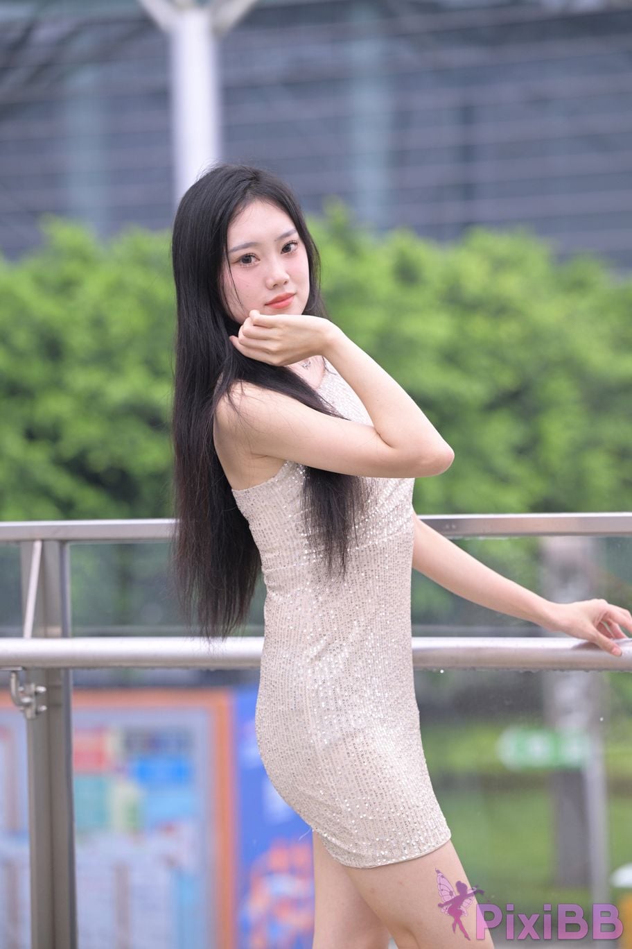 Featured Street Photography Works No.5382 Innocent girl 2 PixiBB.COM 125