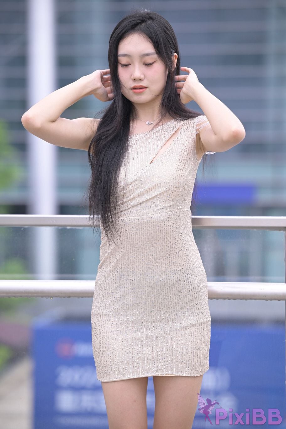 Featured Street Photography Works No.5382 Innocent girl 2 PixiBB.COM 150