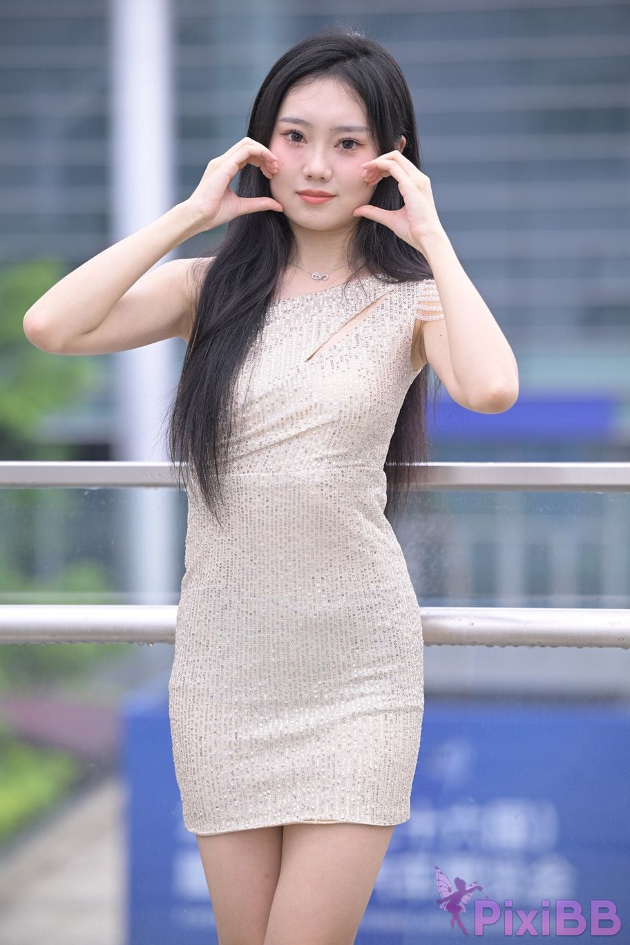 Featured Street Photography Works No.5382 Innocent girl 2 PixiBB.COM 156