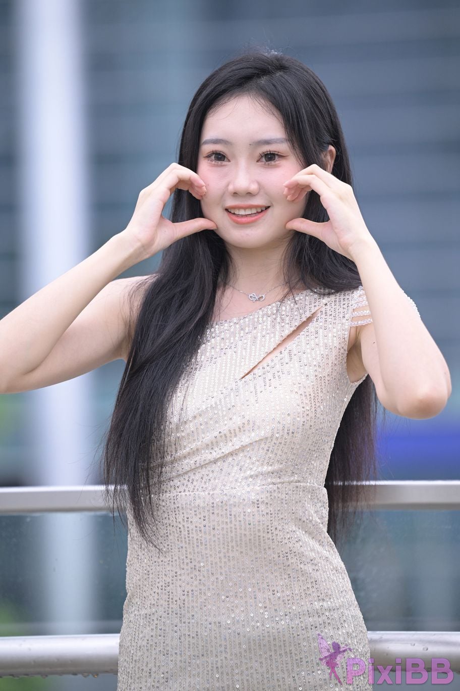 Featured Street Photography Works No.5382 Innocent girl 2 PixiBB.COM 161