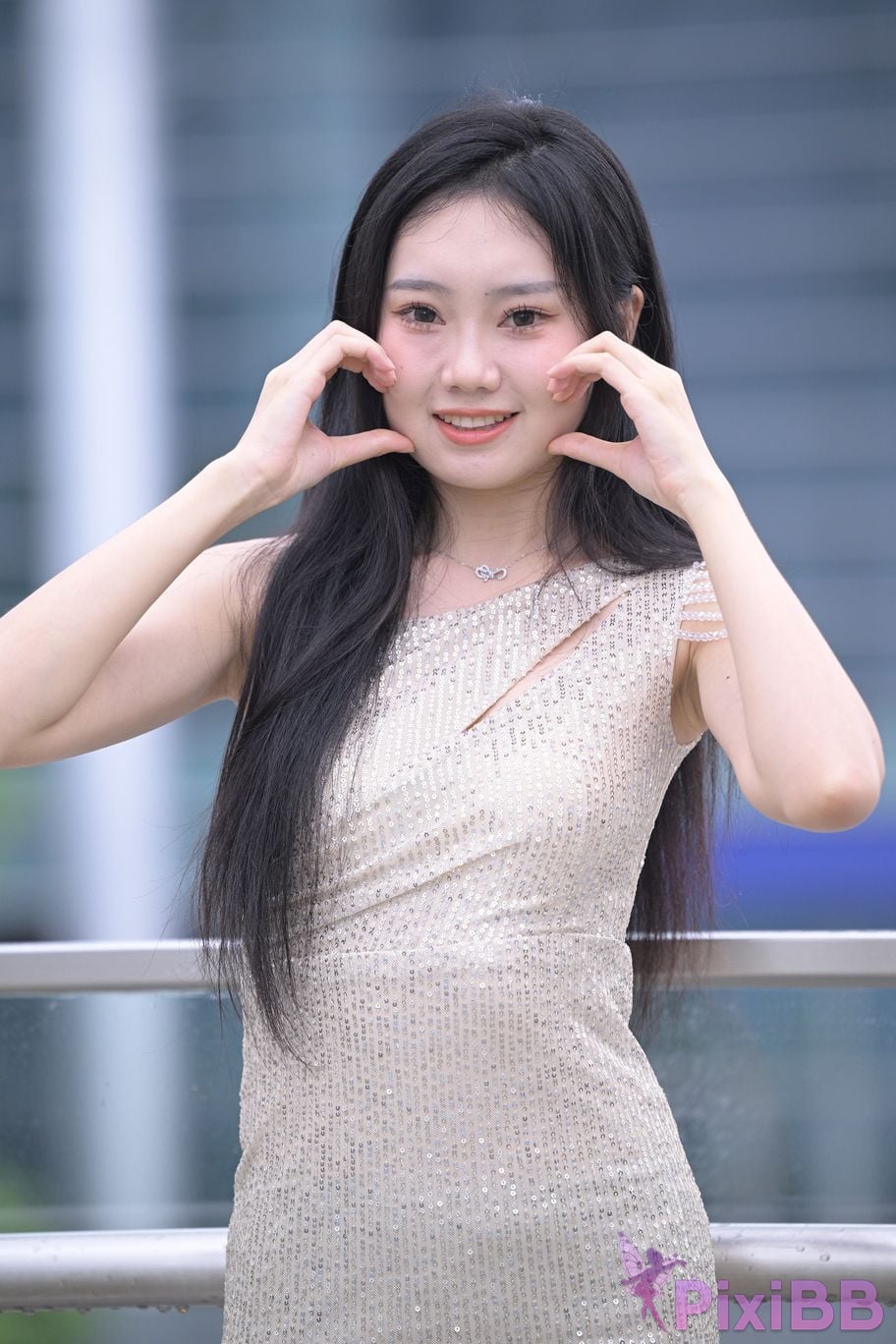 Featured Street Photography Works No.5382 Innocent girl 2 PixiBB.COM 162