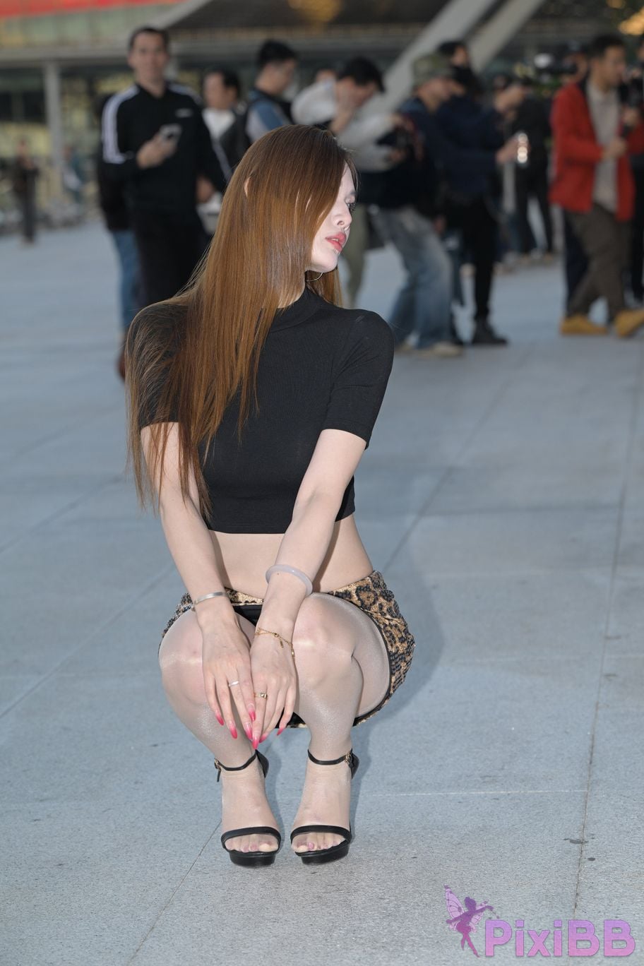 Featured Street Photography Works No.5384 Leopard print silk beauty PixiBB.COM 149