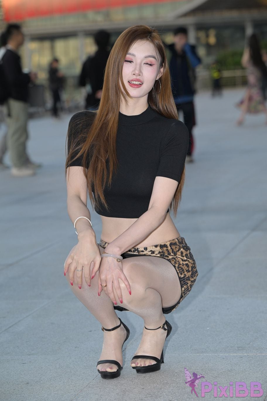 Featured Street Photography Works No.5384 Leopard print silk beauty PixiBB.COM 162