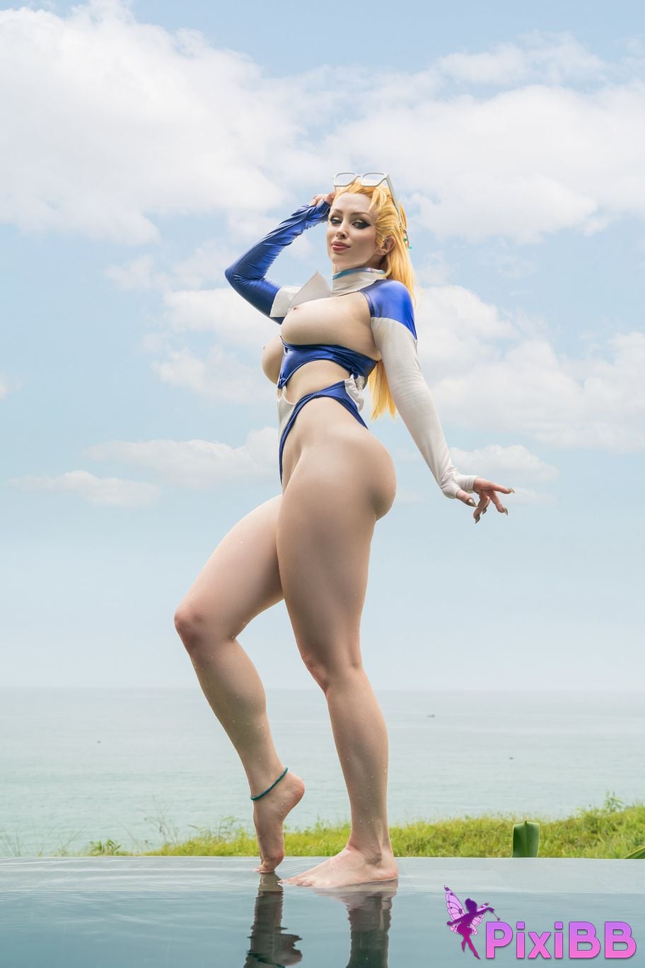 Lady Melamori Susan Storm (Invisible Woman) On The Beach PixiBB.COM 45