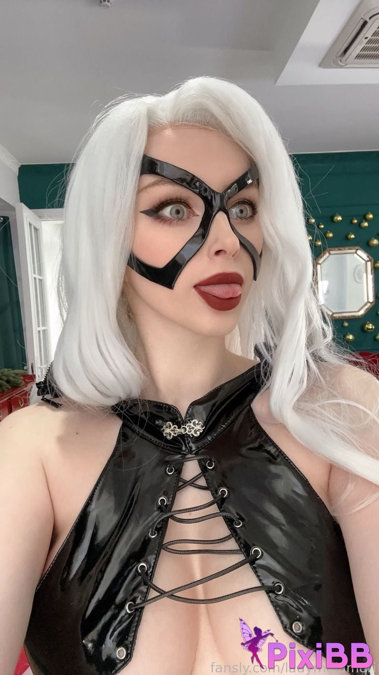 Lady Melamori Black Cat PixiBB.COM