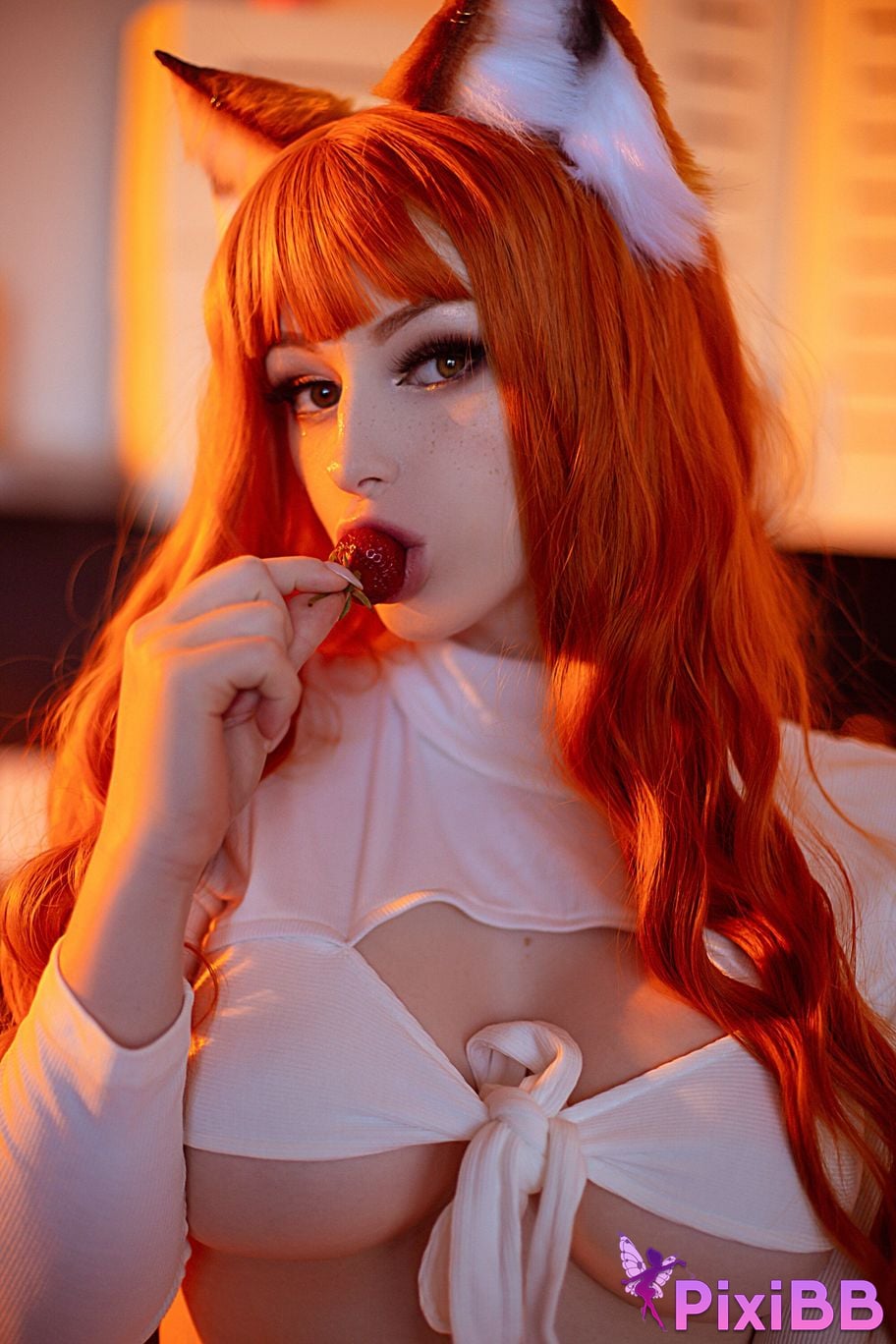 Lady Melamori Holo PixiBB.COM 6