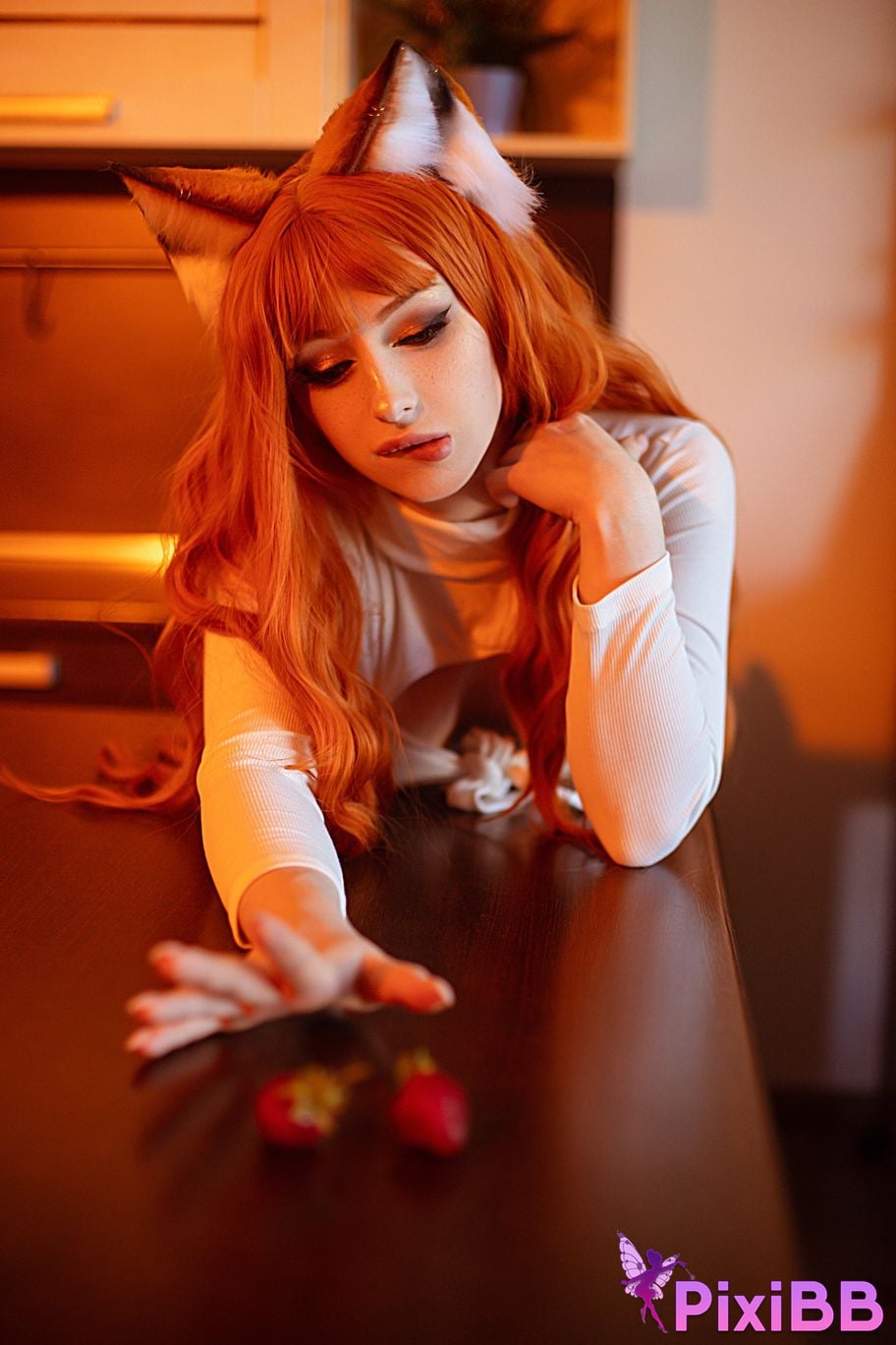 Lady Melamori Holo PixiBB.COM 9