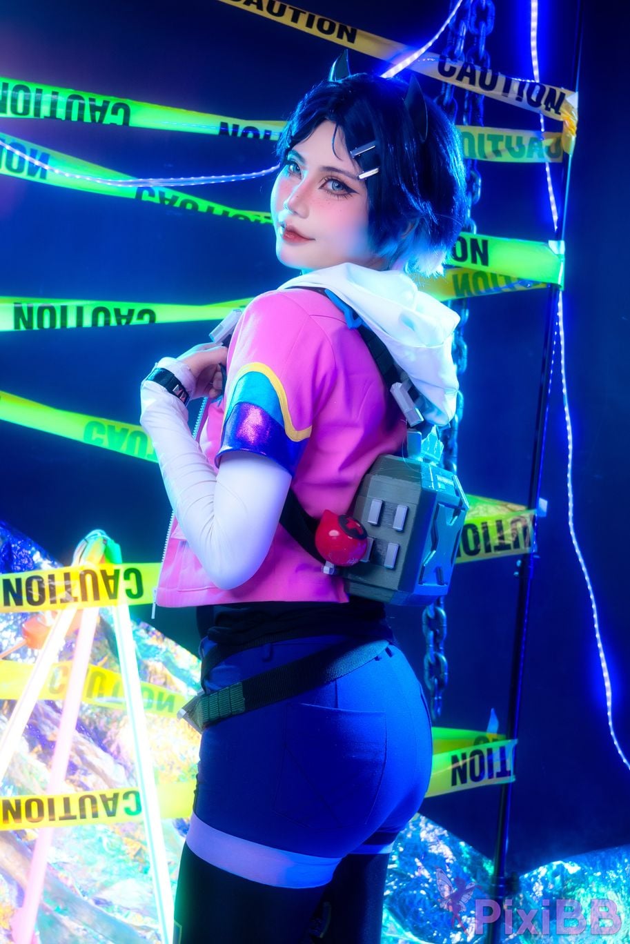 Miinmeow Clove (Valorant) PixiBB.COM 32