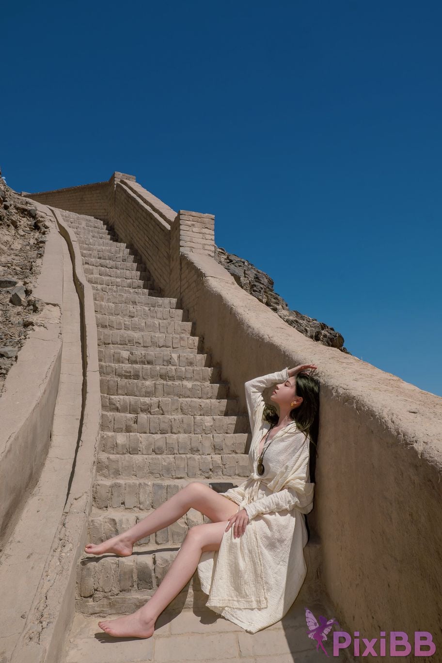 Coser Nnian PixiBB.COM 012