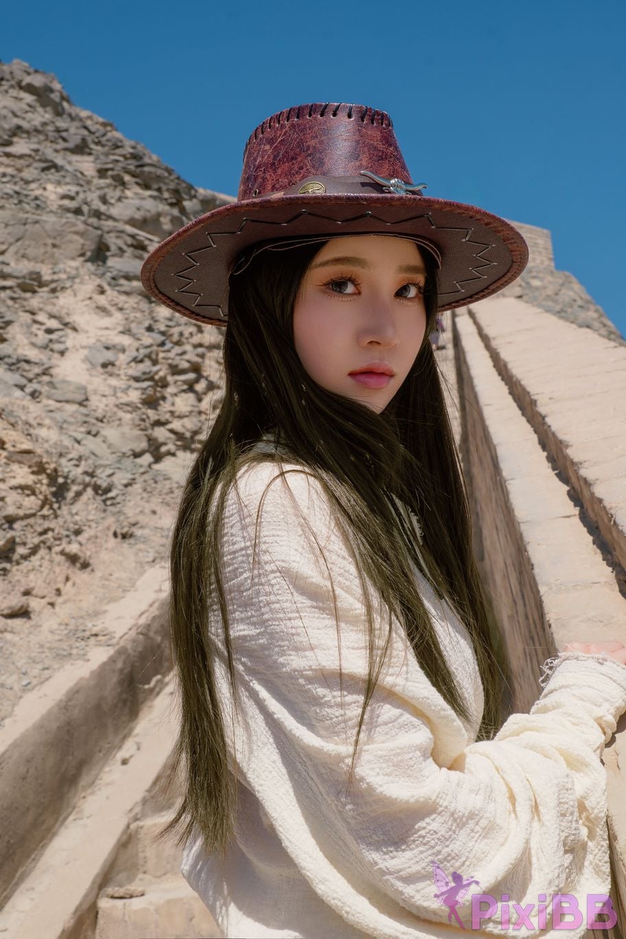 Coser Nnian PixiBB.COM 015