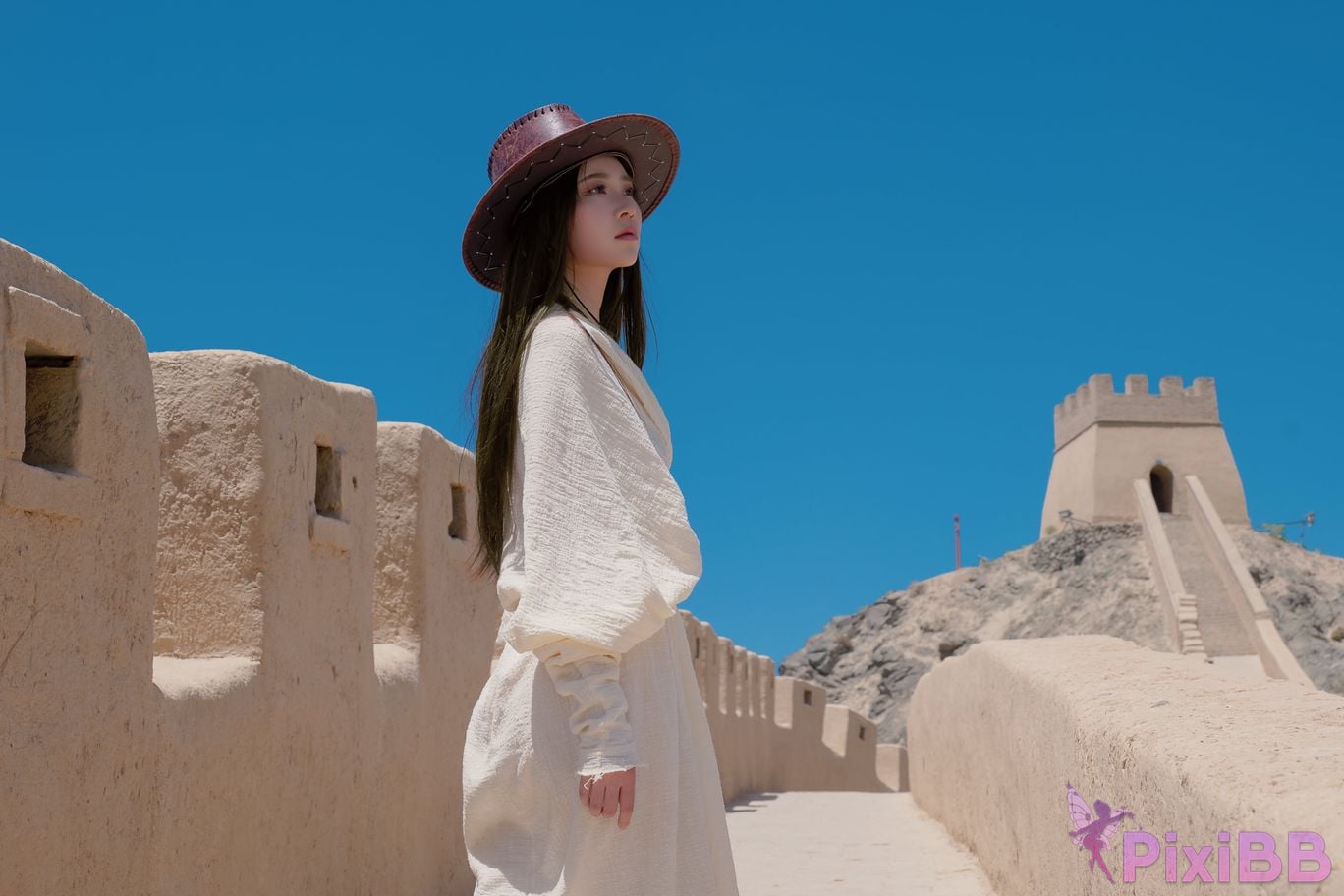 Coser Nnian PixiBB.COM 044