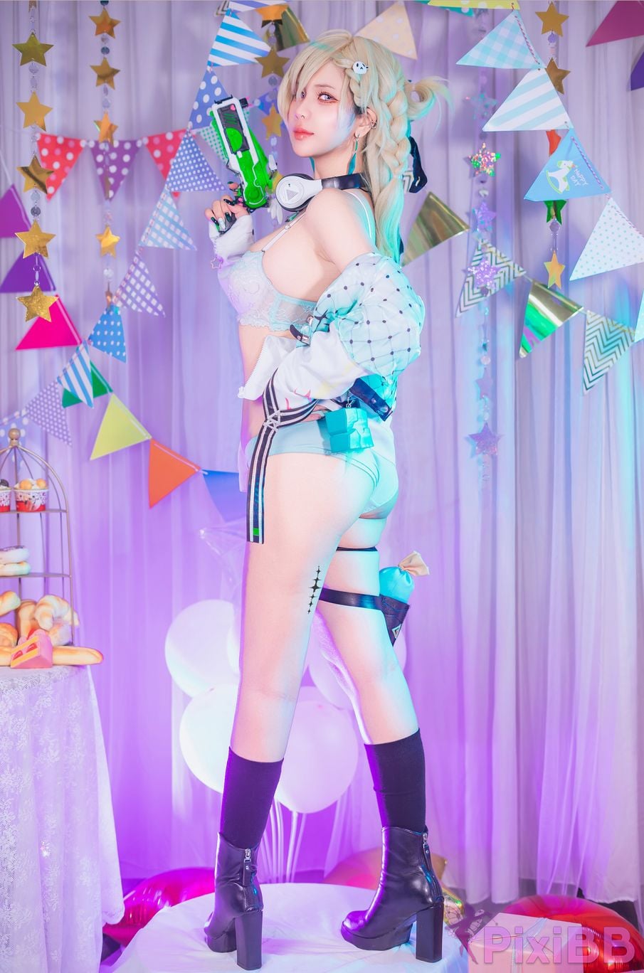 Cosplayer Pyon Lynae Wuthering Waves Ming Chao Linnae PixiBB.COM 003