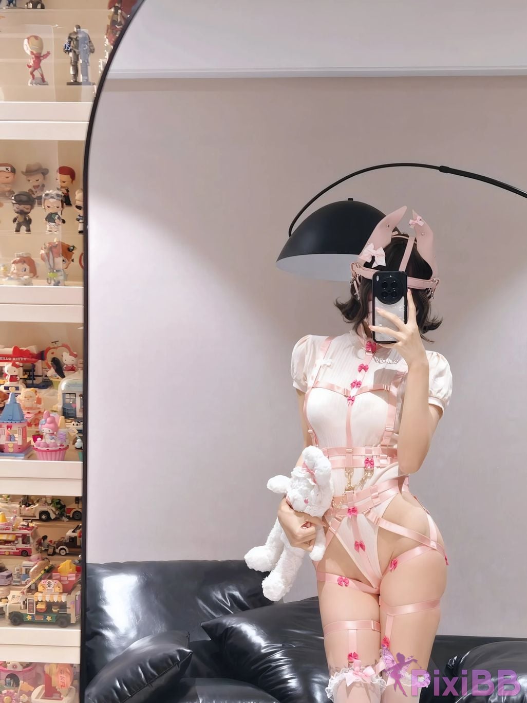 Cosplayer Mochi is delicious Bow tie puppy PixiBB.COM 035